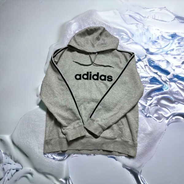 Photo recto sweat Adidas oversize gris