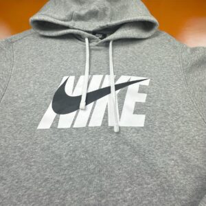 Sweat à capuche Nike – Taille S