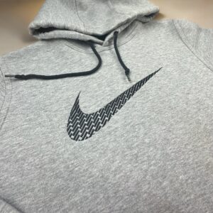 Sweat Nike à capuche Brodé – Taille L