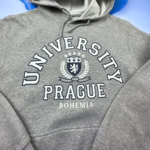 Sweat à capuche Universitaire ” Prague ” – Taille M