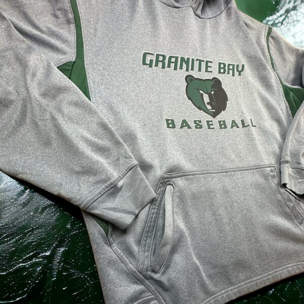 Sweat à capuche Granite Bay Baseball - Taille L – Image 3